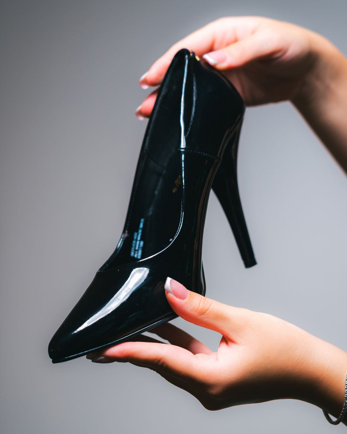 Klassische High Heel Pumps aus Lack