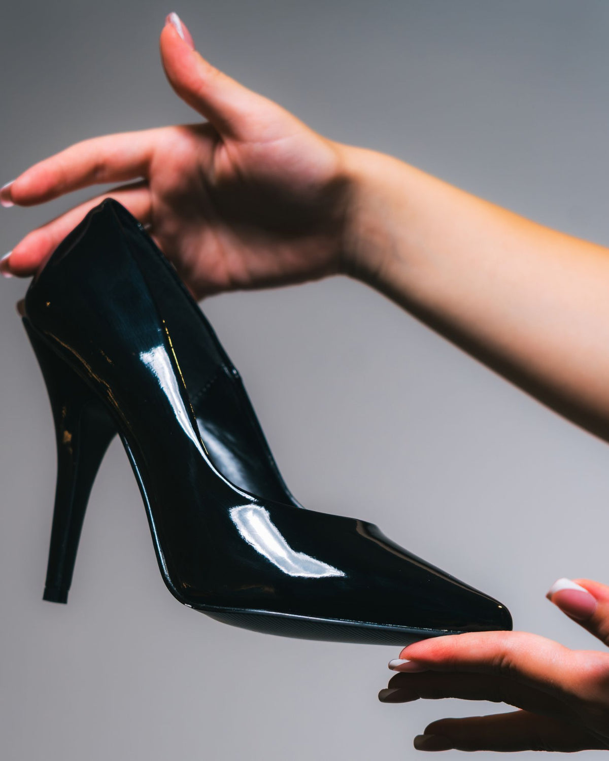 Klassische High Heel Pumps aus Lack