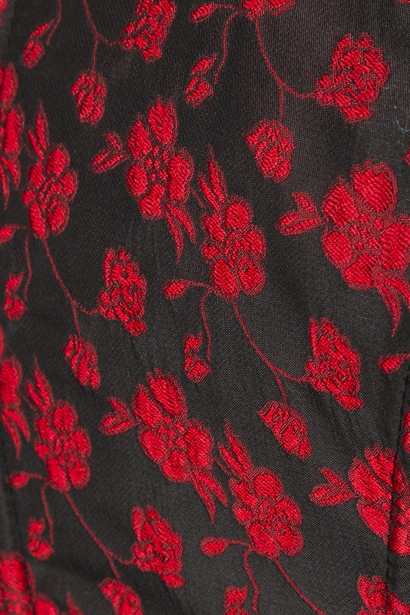 Premium Bluse & Dirndl aus edlem Jacquard