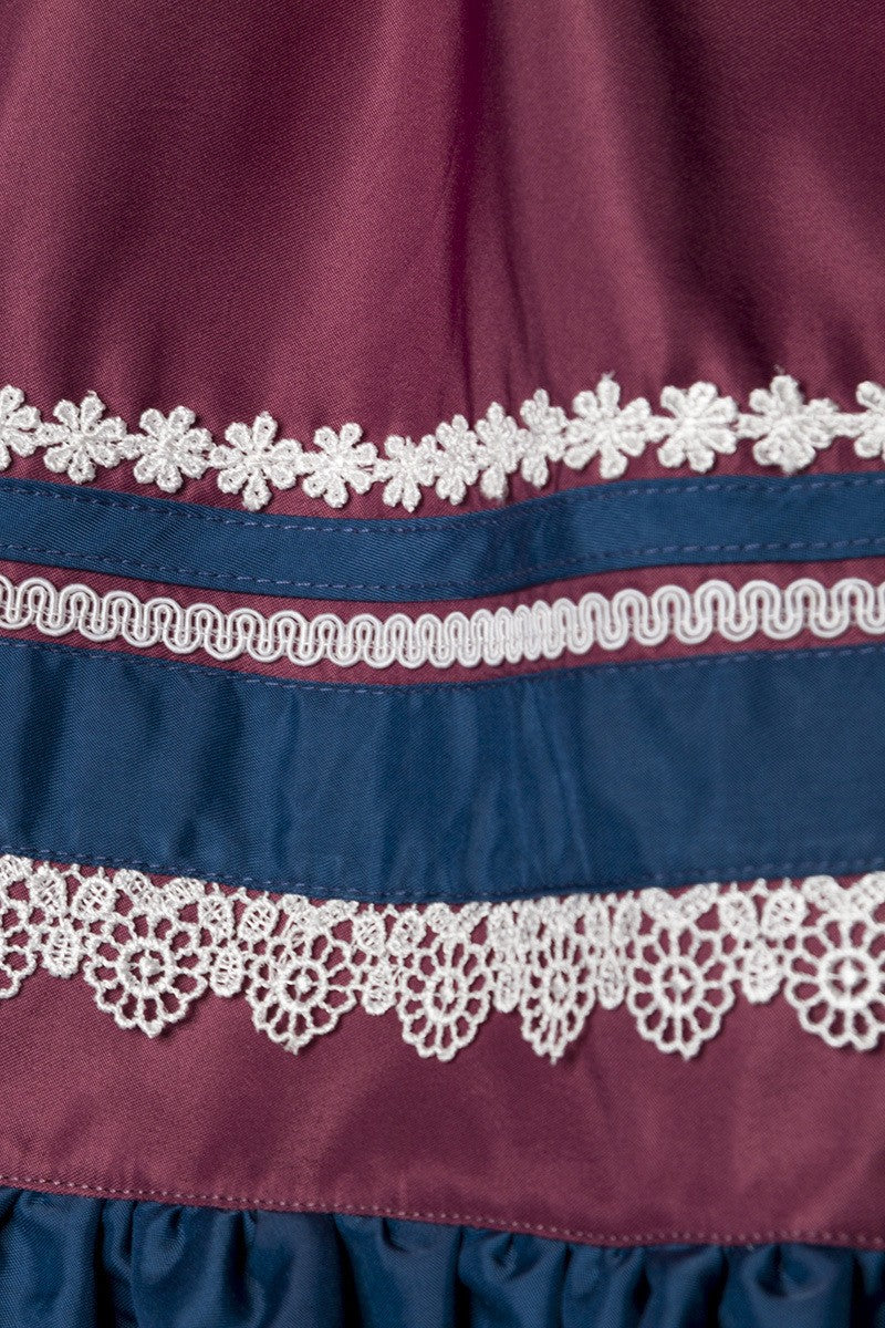 Premium Bluse & Dirndl aus edlem Denim