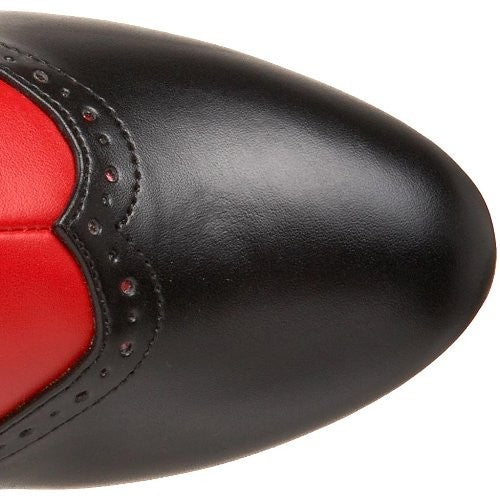 Zweifarbige Stiefeletten mit Druckknöpfen
