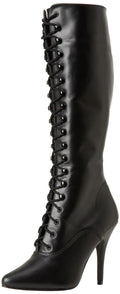 Stiefel mit Schnürung